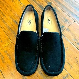 Ugg slip on fur slippers